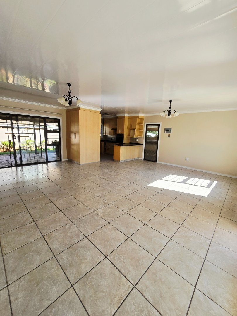 2 Bedroom Property for Sale in Wilkoppies North West